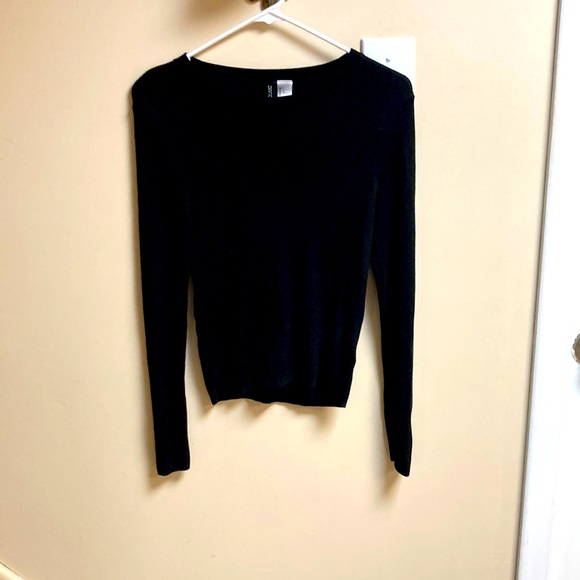 Women’s long sleeve black crewneck sweater size large - Picture 1 of 2